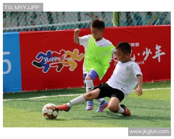 足球特招中学助力青少年成长与梦想成真培养未来足球明星的摇篮